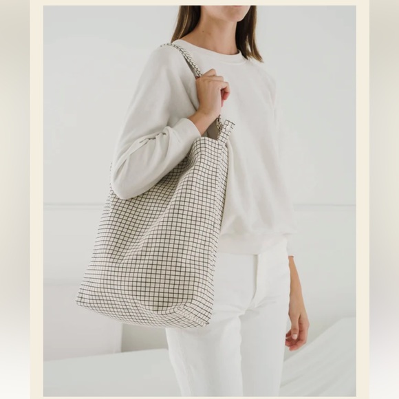 BAGGU Duck Bag - Picture 5 of 8